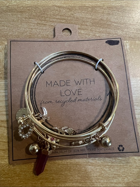 Made With Love From recycled material Jewelry - #2572**Gold-Tone Charm Bangle Bracelet Set with Red Crystal